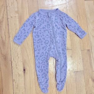 Kyte Baby Zippered Footie in Taro Leopard